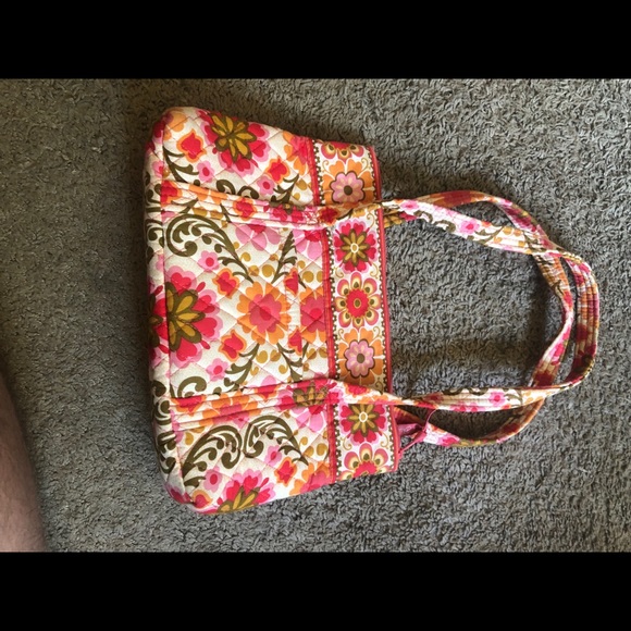 Vera Bradley - Picture 2 of 4